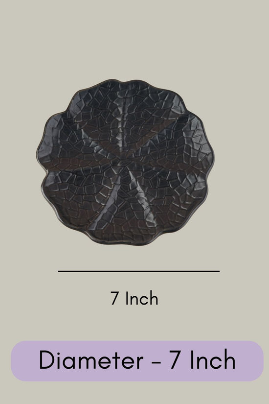 Black Cabbage Snack Plate