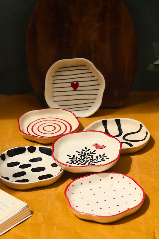 Set of 6 {red & black) handmade dessert plates (For the price of 5)