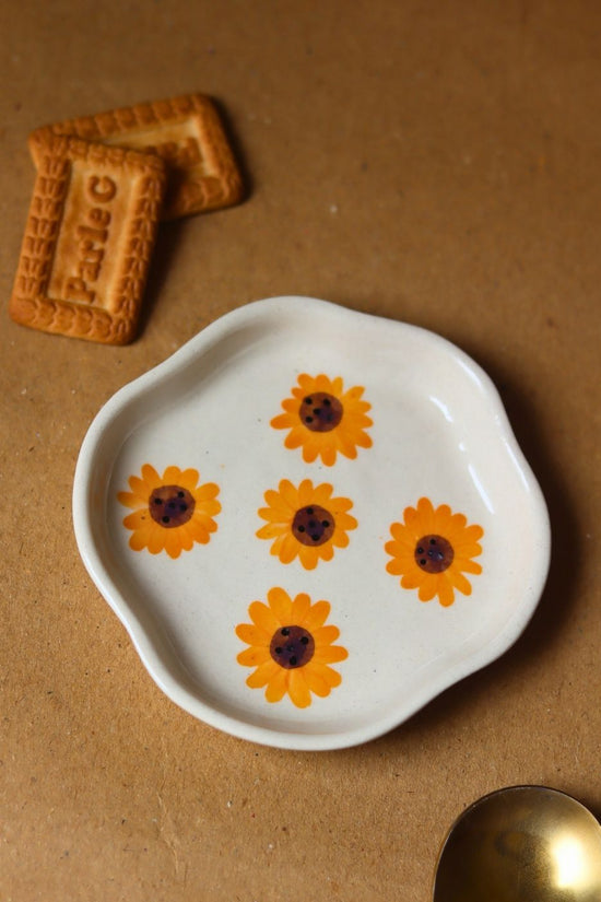 Surajmukhi Handmade Dessert Plate made by ceramic