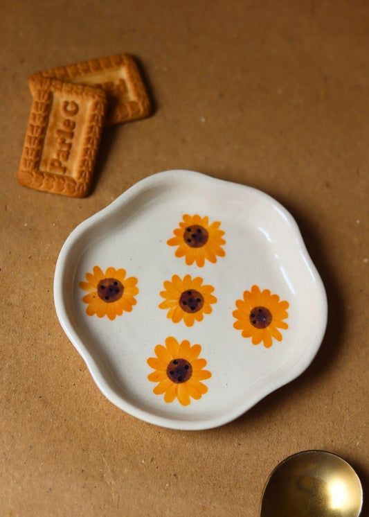 Surajmukhi Handmade Dessert Plate made by ceramic