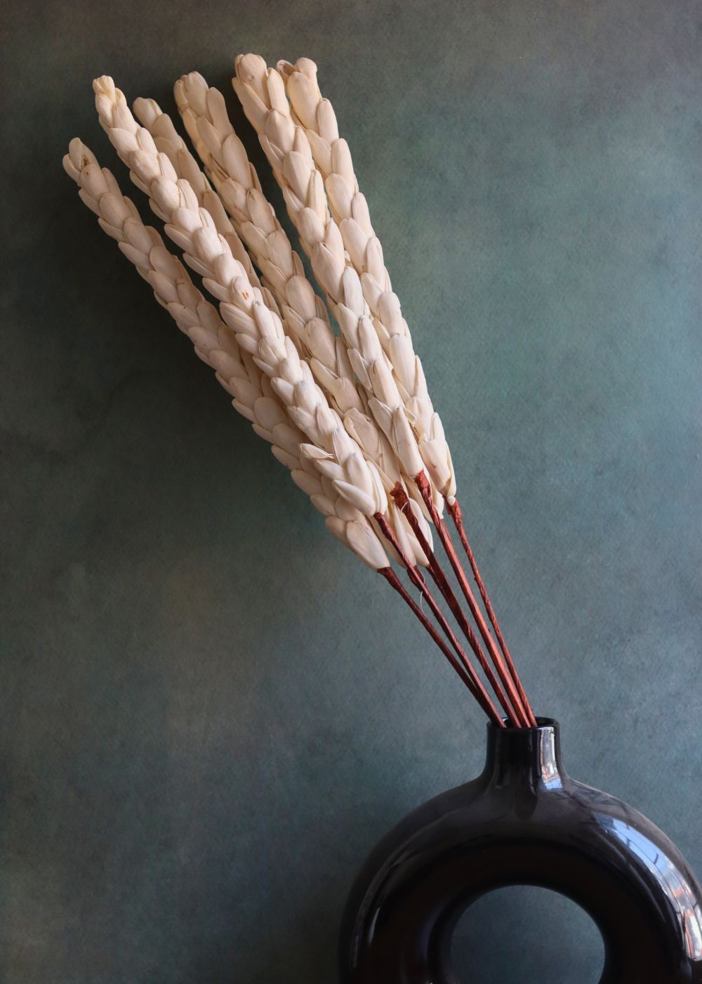 handmade white knotted bunch