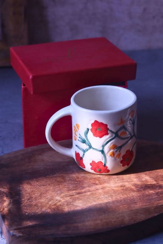 Garden Dreams Mug in a Gift Box made by ceramic