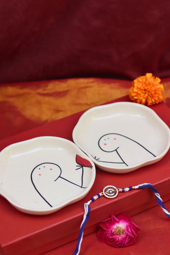 Hum - Tum Handmade Dessert plate Rakhi Gift box with premium quality material