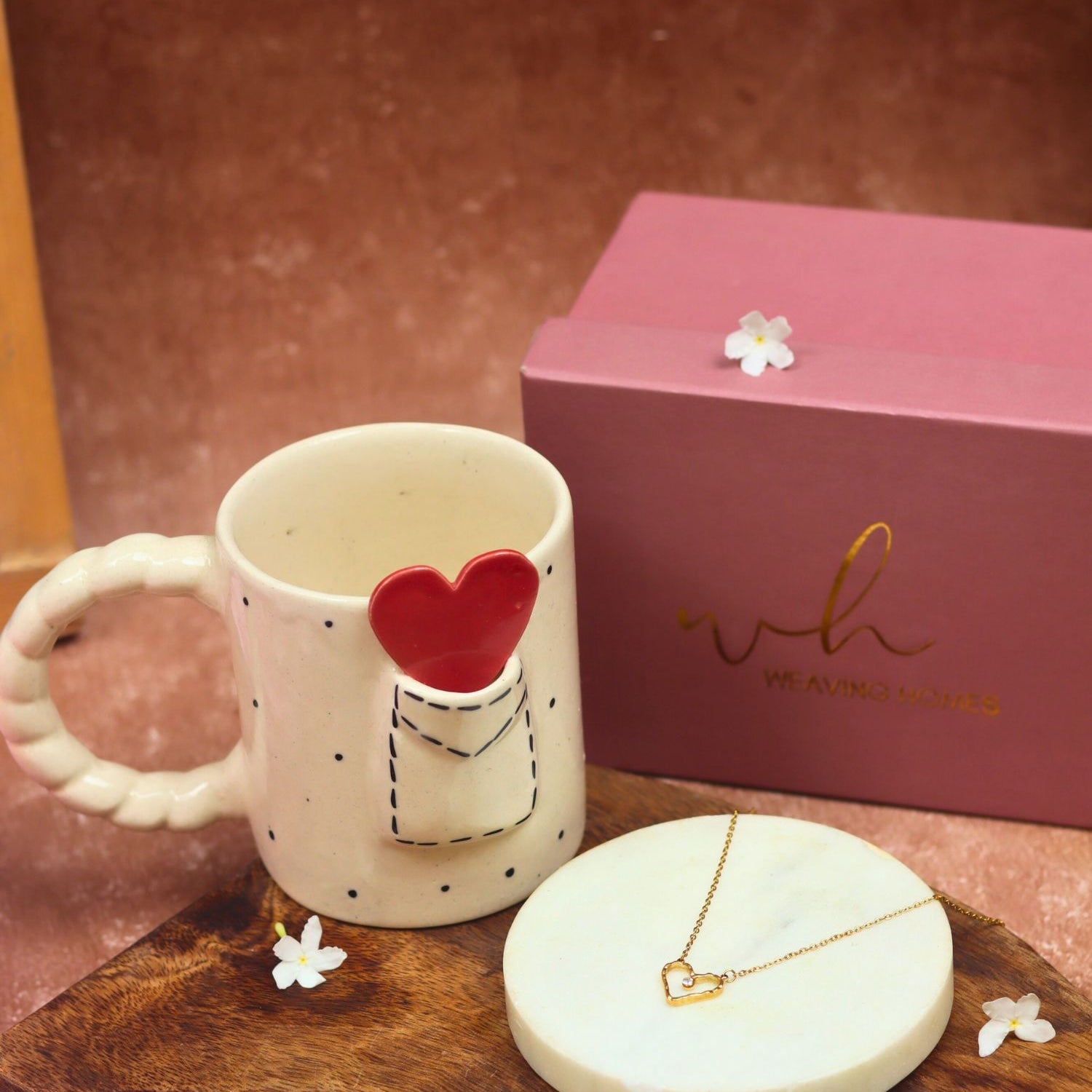 Love Letter Karva Chauth hamper made with premium quality material