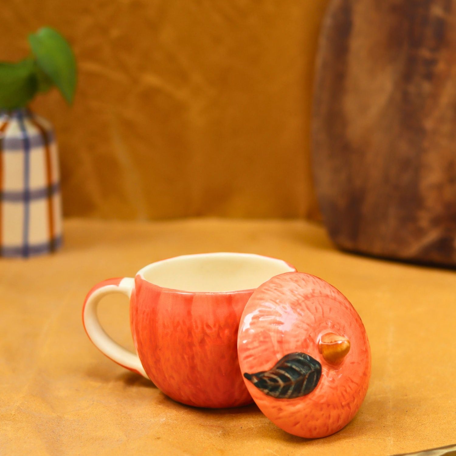 Microwave safe Orange mug with lid