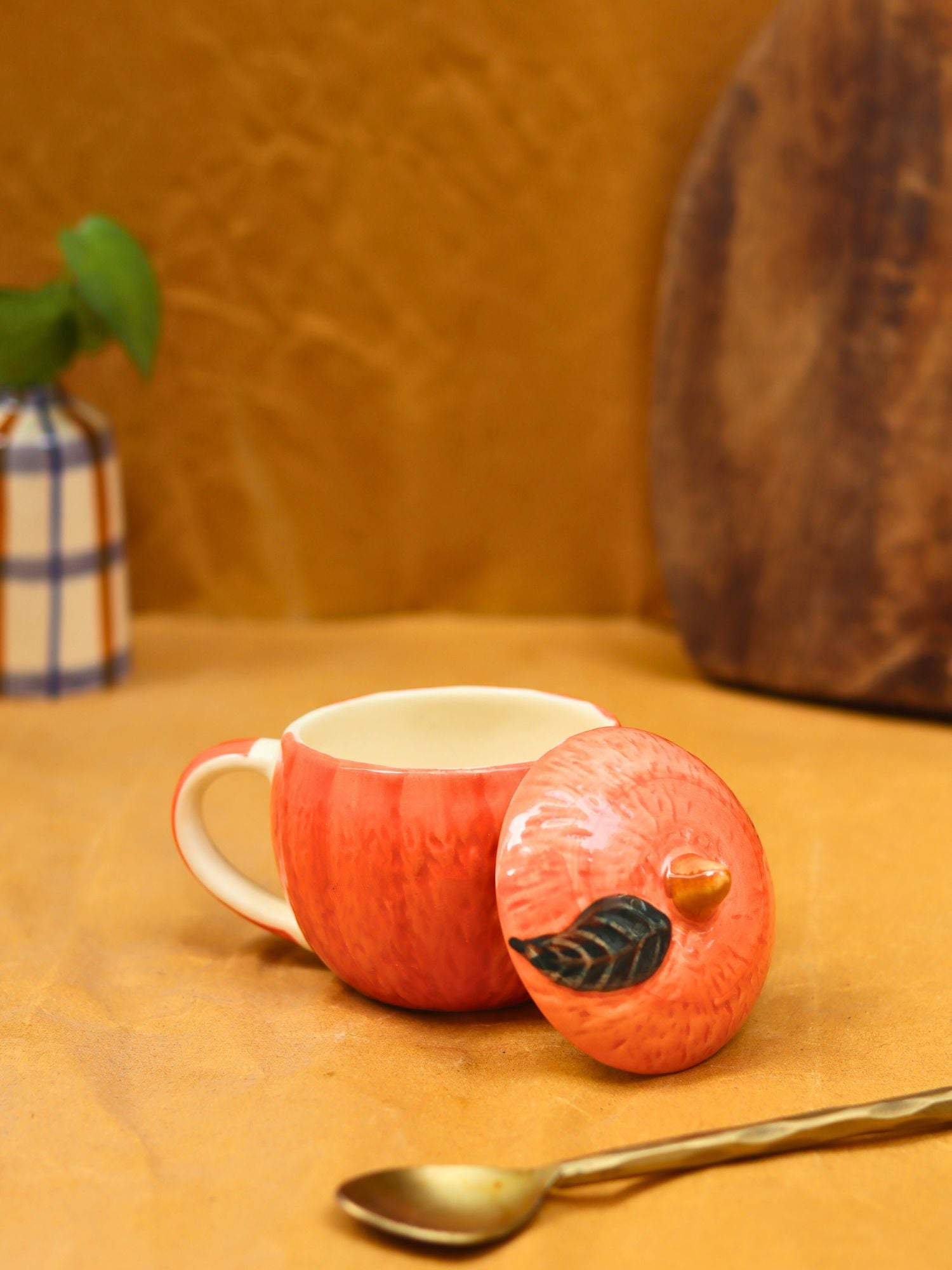 Microwave safe Orange mug with lid