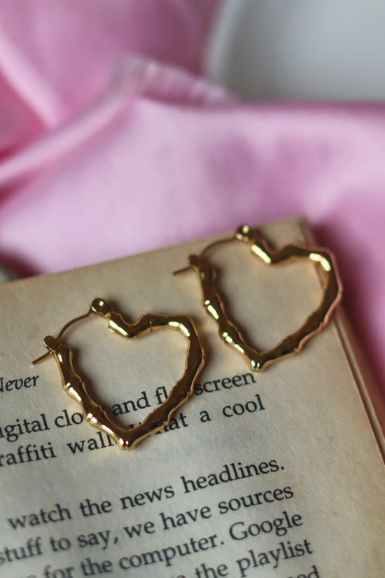 Anti tarnish Serene Heart Earrings