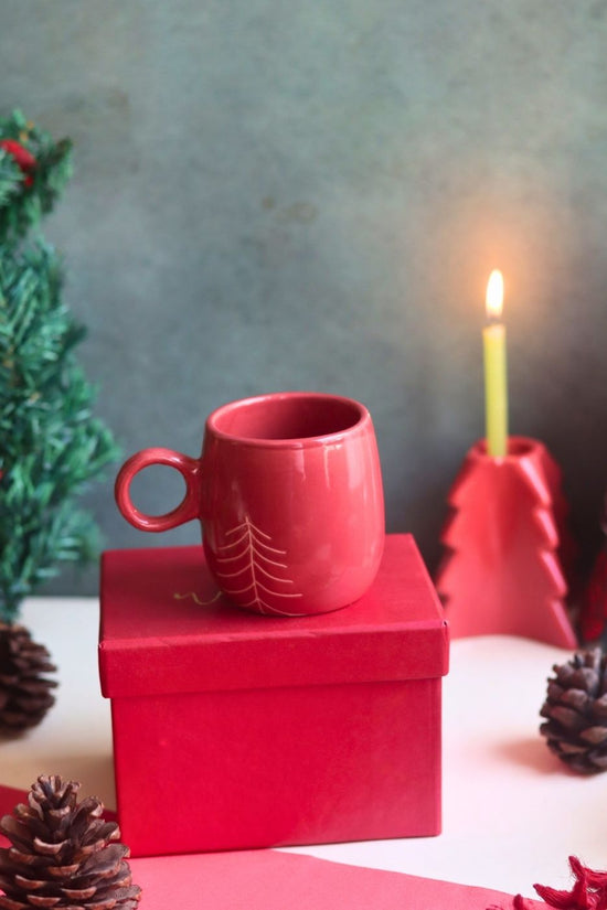 Christmas Tree Cuddle Mug - Red in a Gift Box made by ceramic