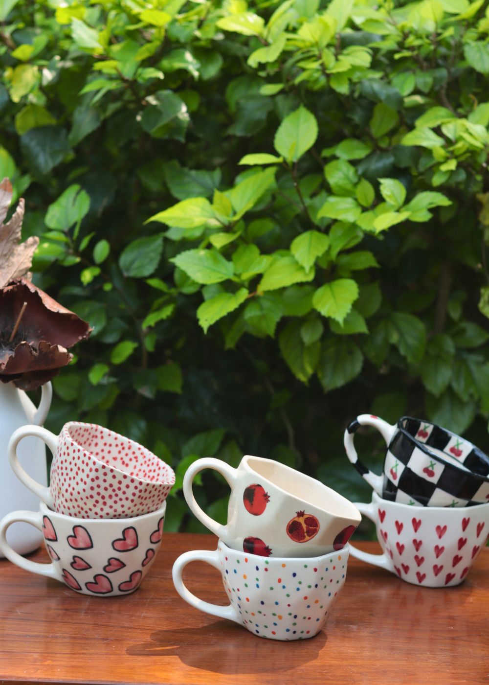 Set of 6 Heart & Polka Mugs (for the price of 5) made by ceramic