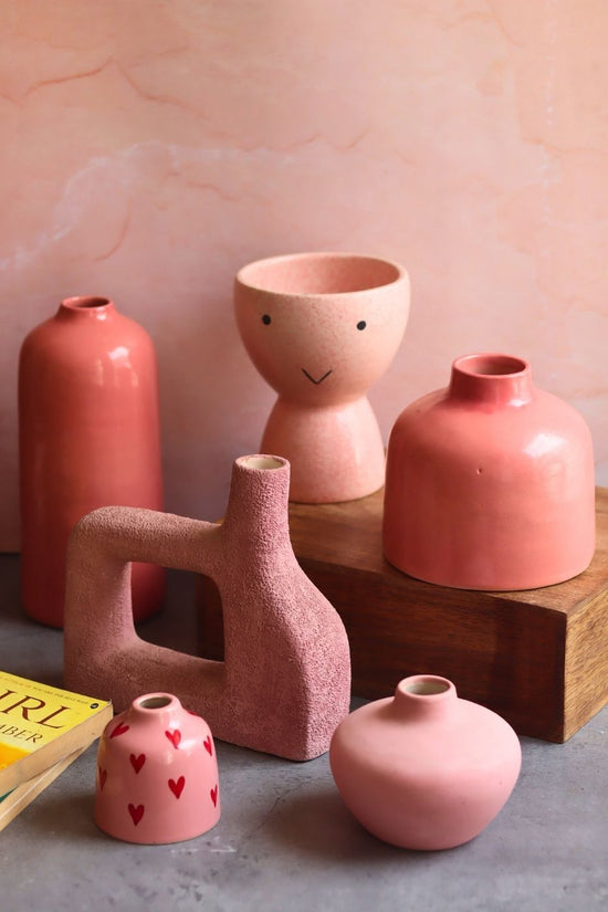 Set of 6 Bloom & Blush Vases (for the price of 5) with premium quality material
