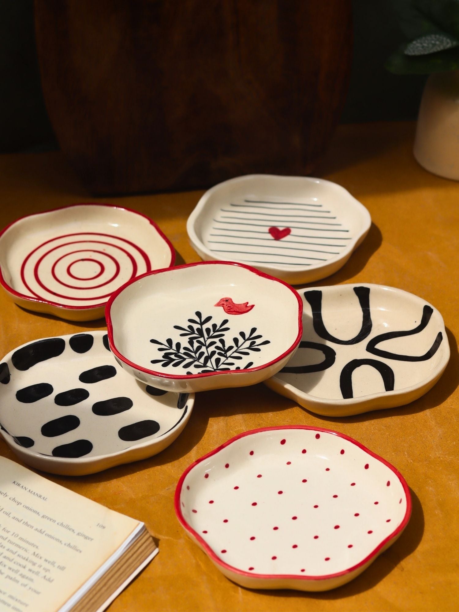 Set of 6 {red & black) handmade dessert plates (For the price of 5)
