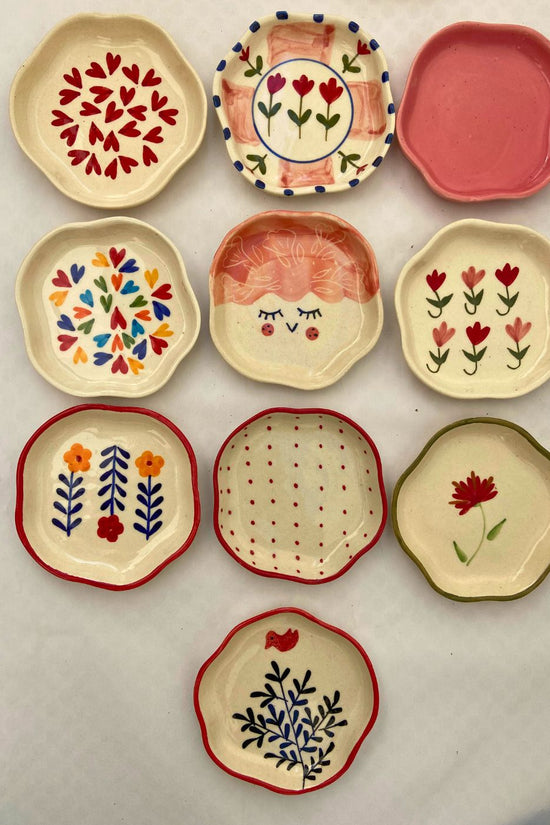 Set of 10 Floral Heart Handmade Dessert plate (for the price of 7) with premium quality material