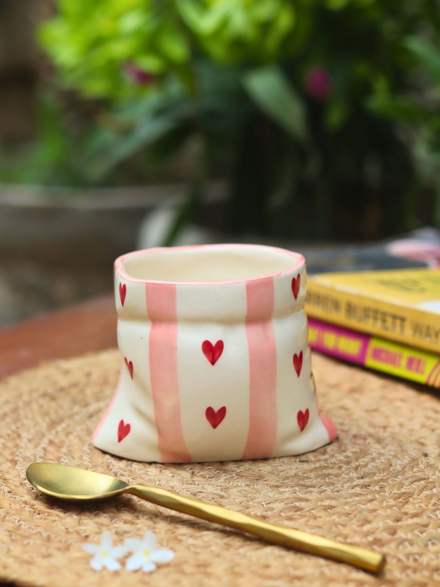 Striped Heart Pouch Mug made by ceramic