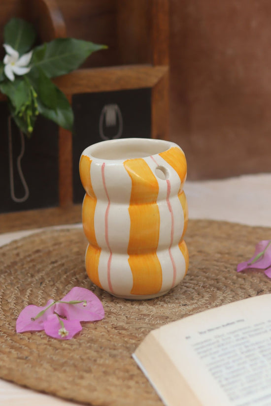 Yellow Striped Sipper with premium quality material
