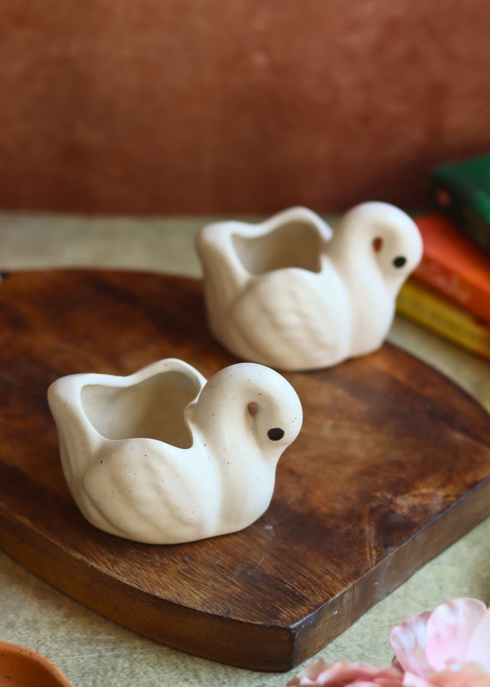 Swan Planter made by ceramic