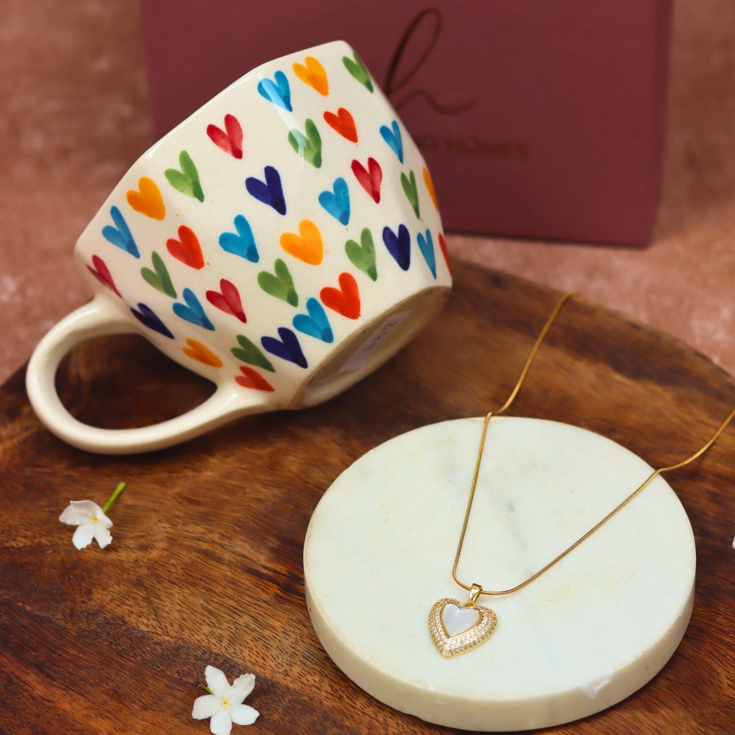 LoveisLove Karva Chauth hamper for this karva chauth festival