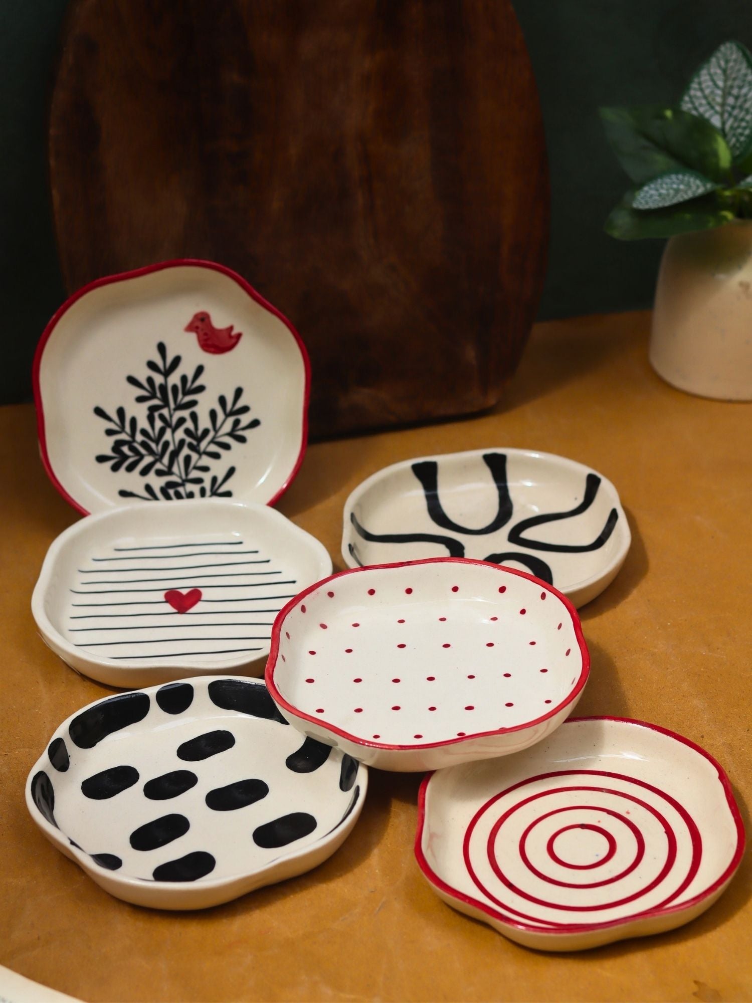 Set of 6 {red & black) handmade dessert plates (For the price of 5)