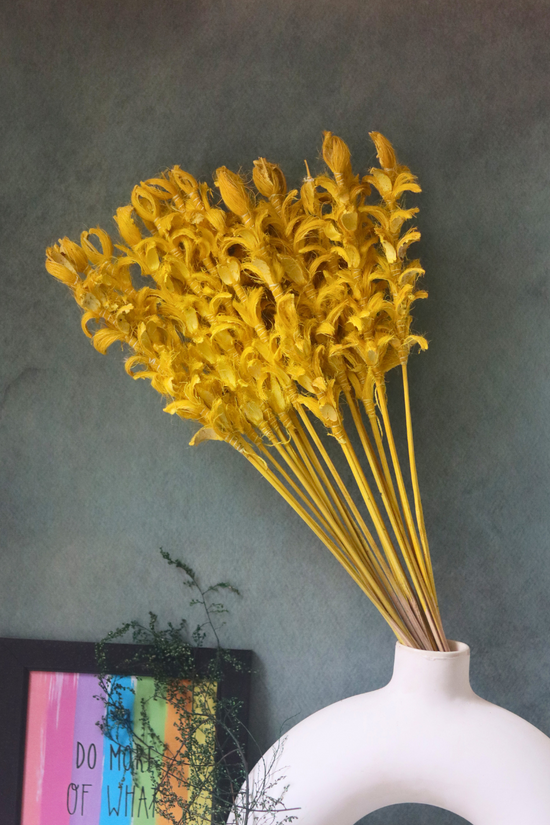 Dried flower bouquet for home decoration