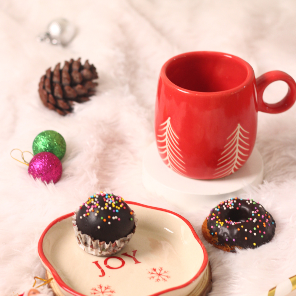 handmade christmas mug & dessert plate with delicious dessert 