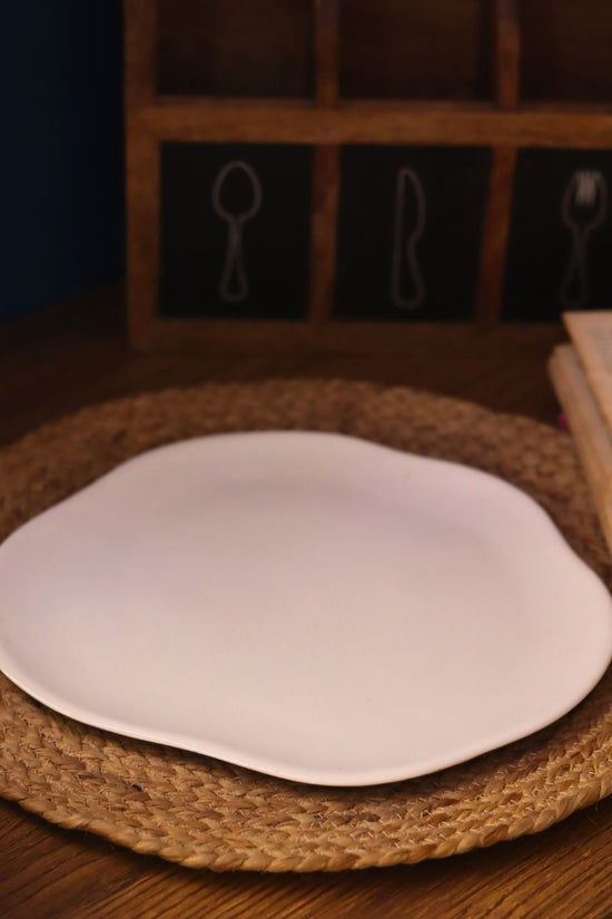 Asymmetric Platter with premium quality material