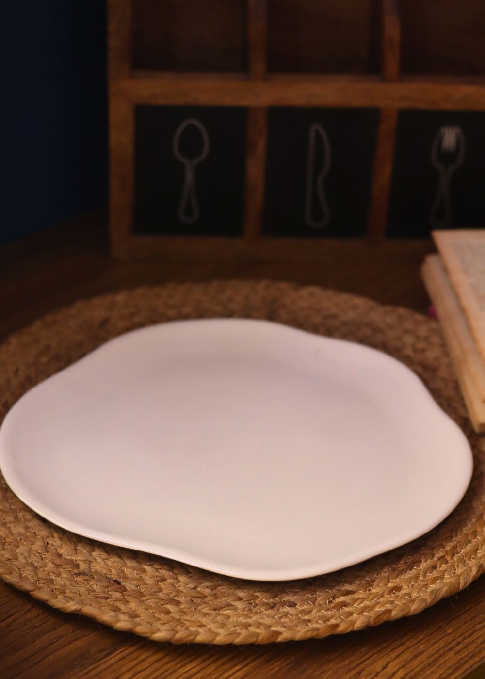 Asymmetric Platter with premium quality material