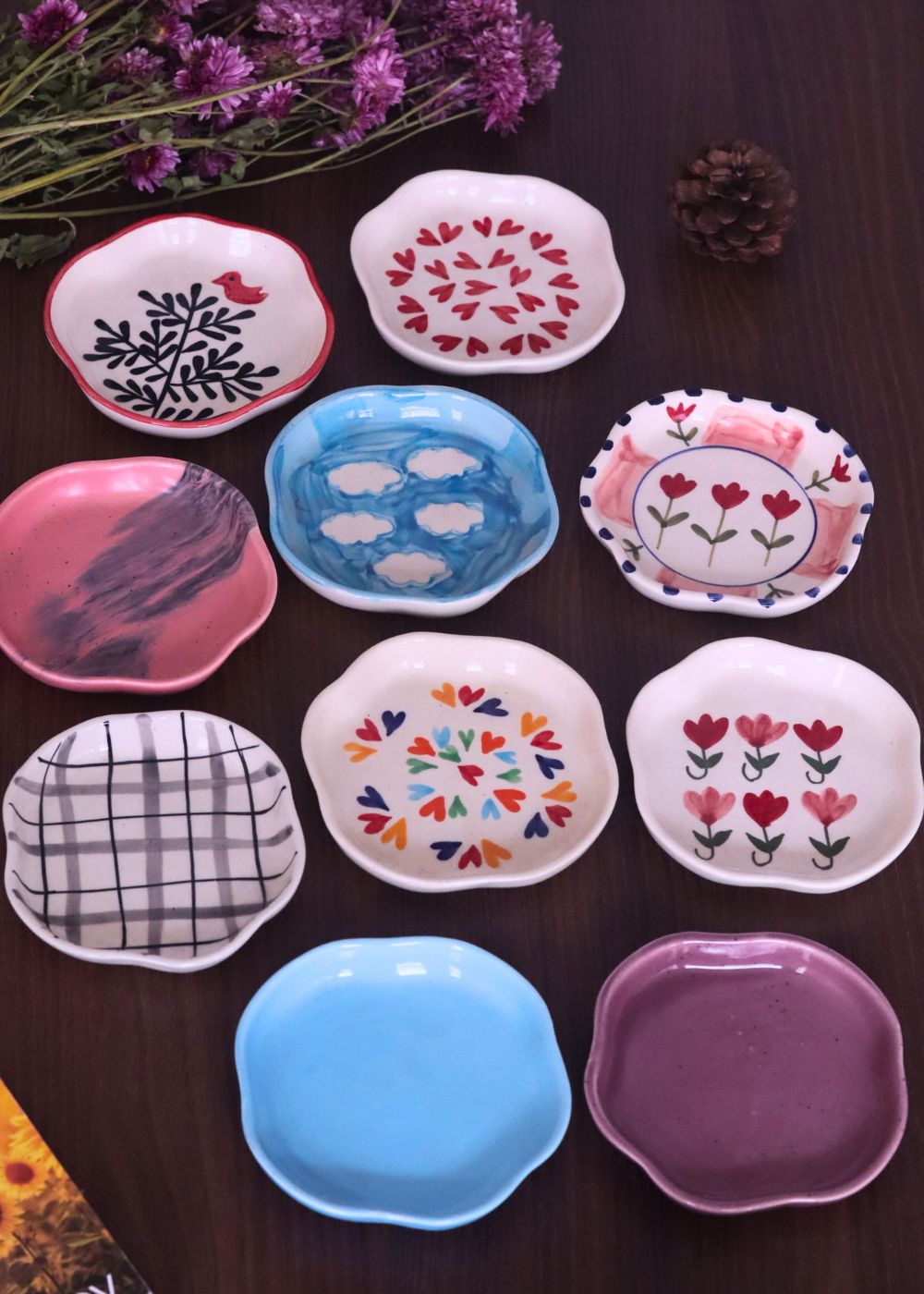 Set of 10 Hotselling Dessert plates (for the price of 7) made by ceramic