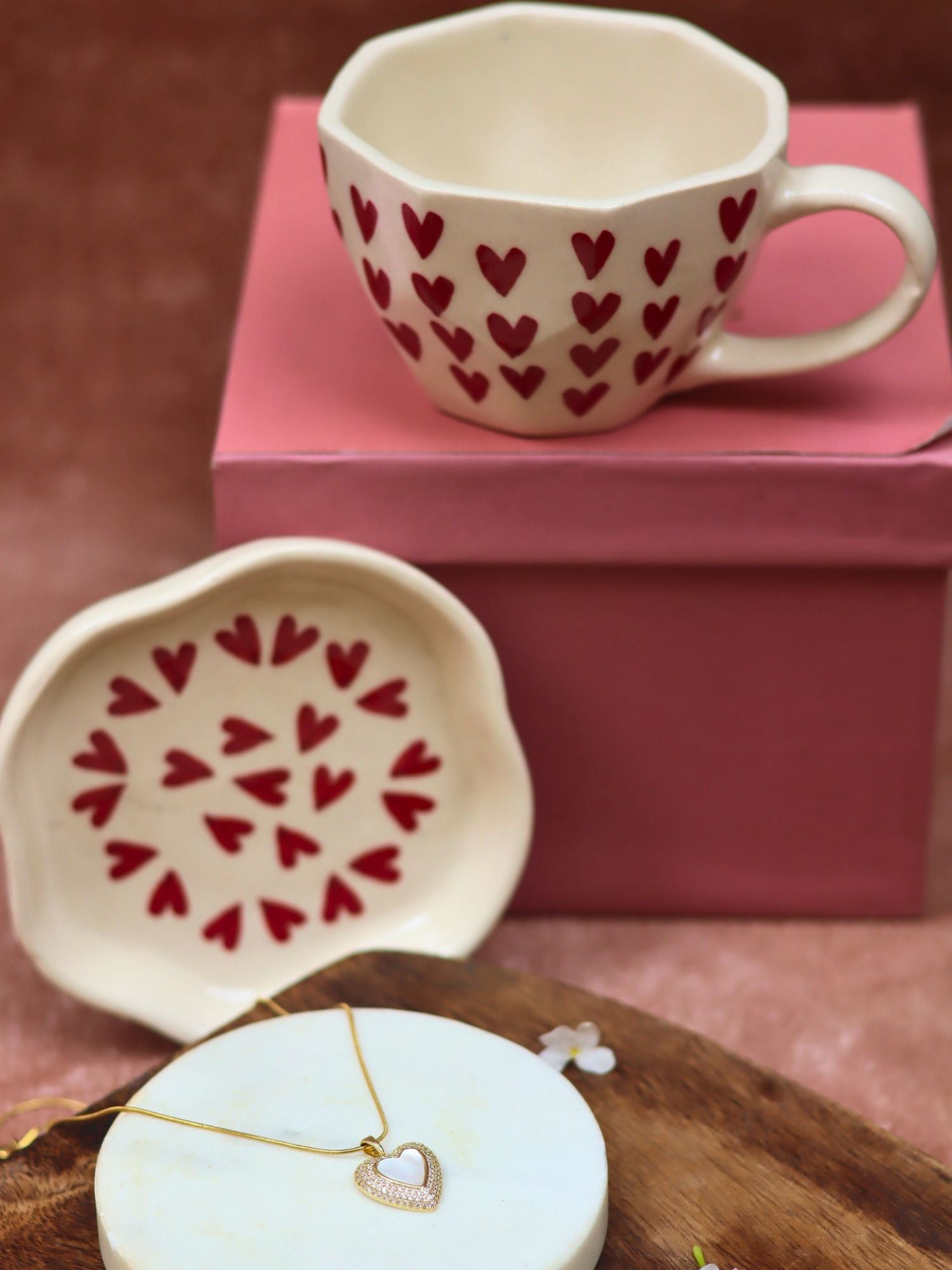 All Heart Karva Chauth hamper for this karva chauth festival