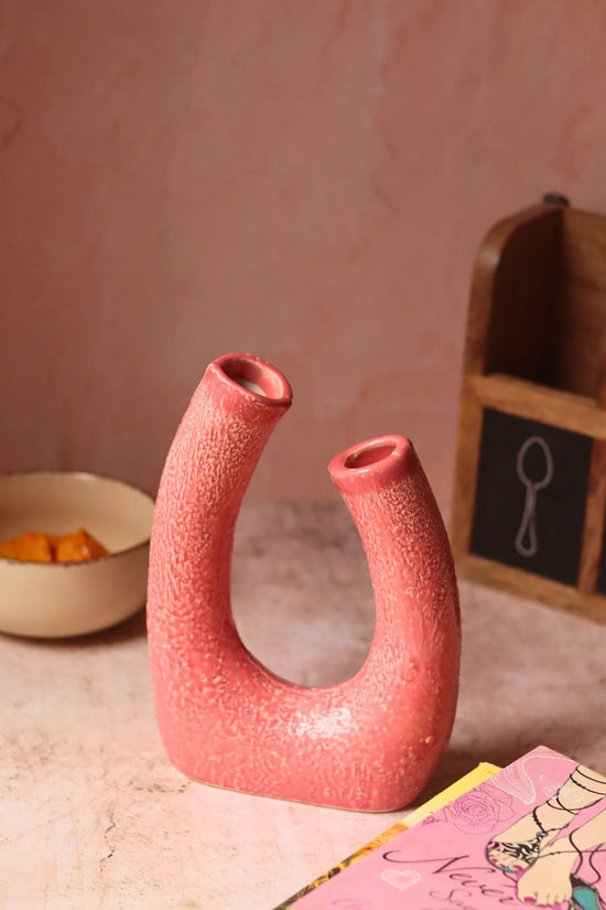 Pink U shaped Vase with premium quality material