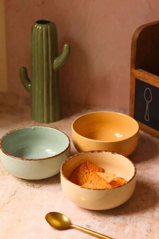handmade Set of 3 - Everyday Elegance Ceramic Bowls