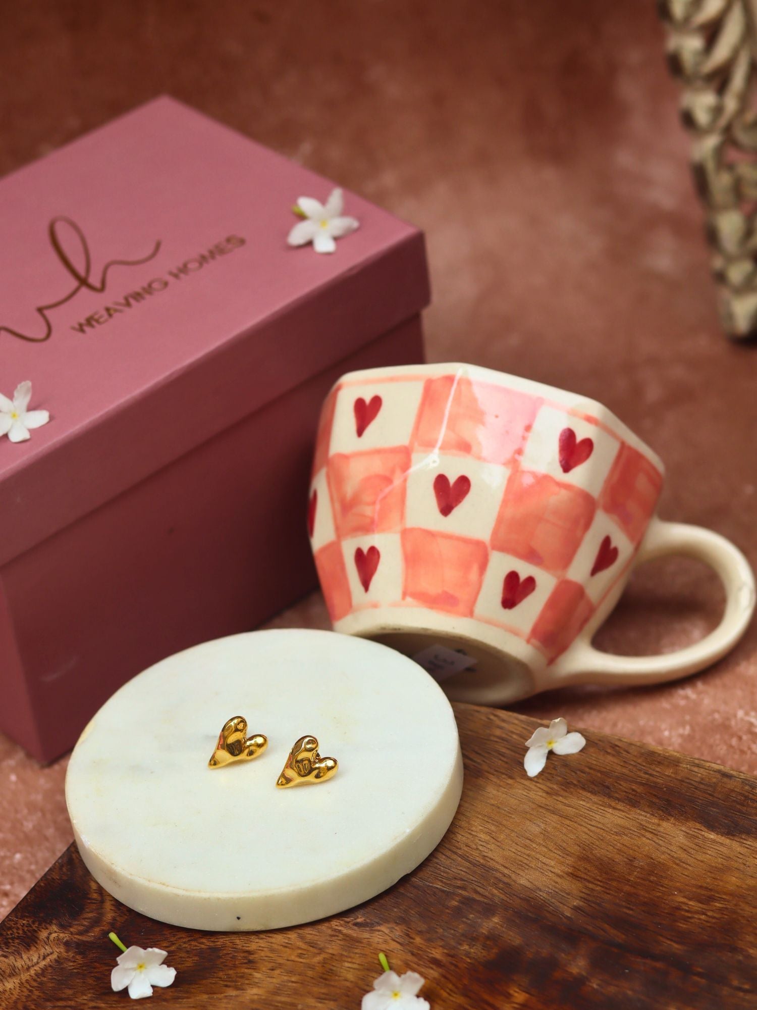 Chequered heart Karva Chauth hamper with premium quality material