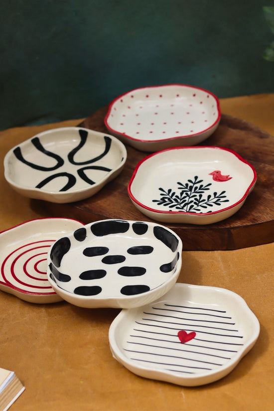Set of 6 {red & black) handmade dessert plates (For the price of 5)