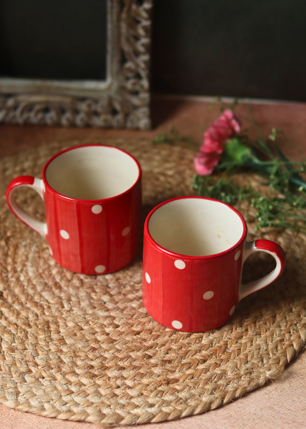 Red & white coffee mugs 