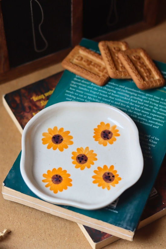 Handmade Surajmukhi Handmade Dessert Plate