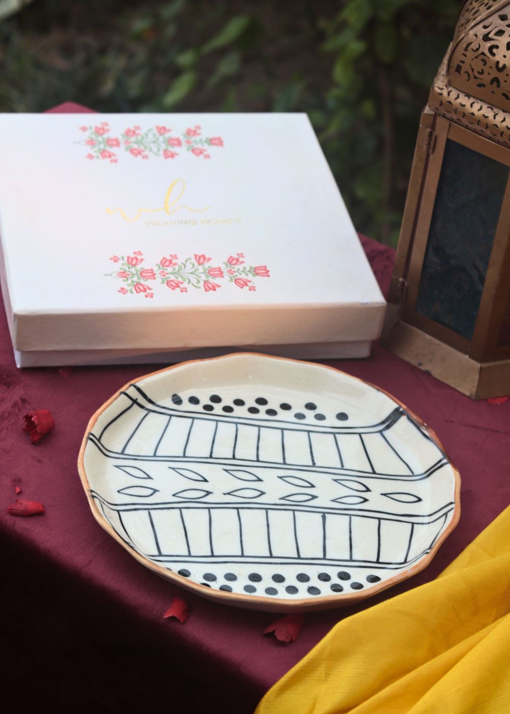 Paisley Dreams Plate in a premium Gift Box for this festival