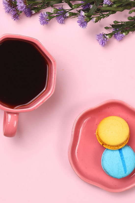 pink mug & dessert plate with glossy pink color