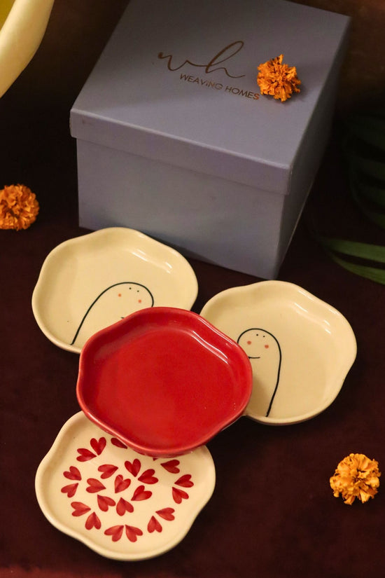 Set of 4 - Heart, Red & Hum-Tum handmade dessert plate combo in a Gift box with premium quality material