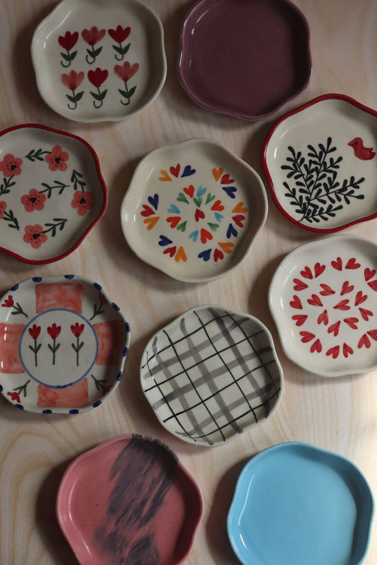 Set of 10 Hotselling Dessert plates (for the price of 7) for you special dessert