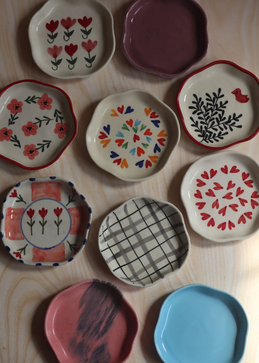 Set of 10 Hotselling Dessert plates (for the price of 7) for you special dessert