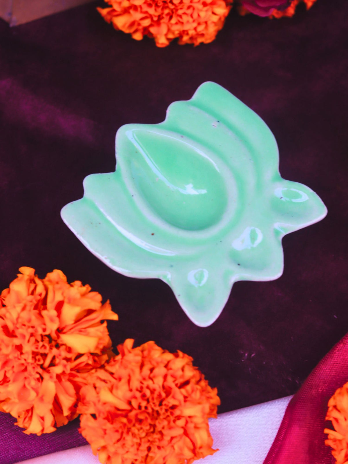 Set of 4 - Green Lotus Diya