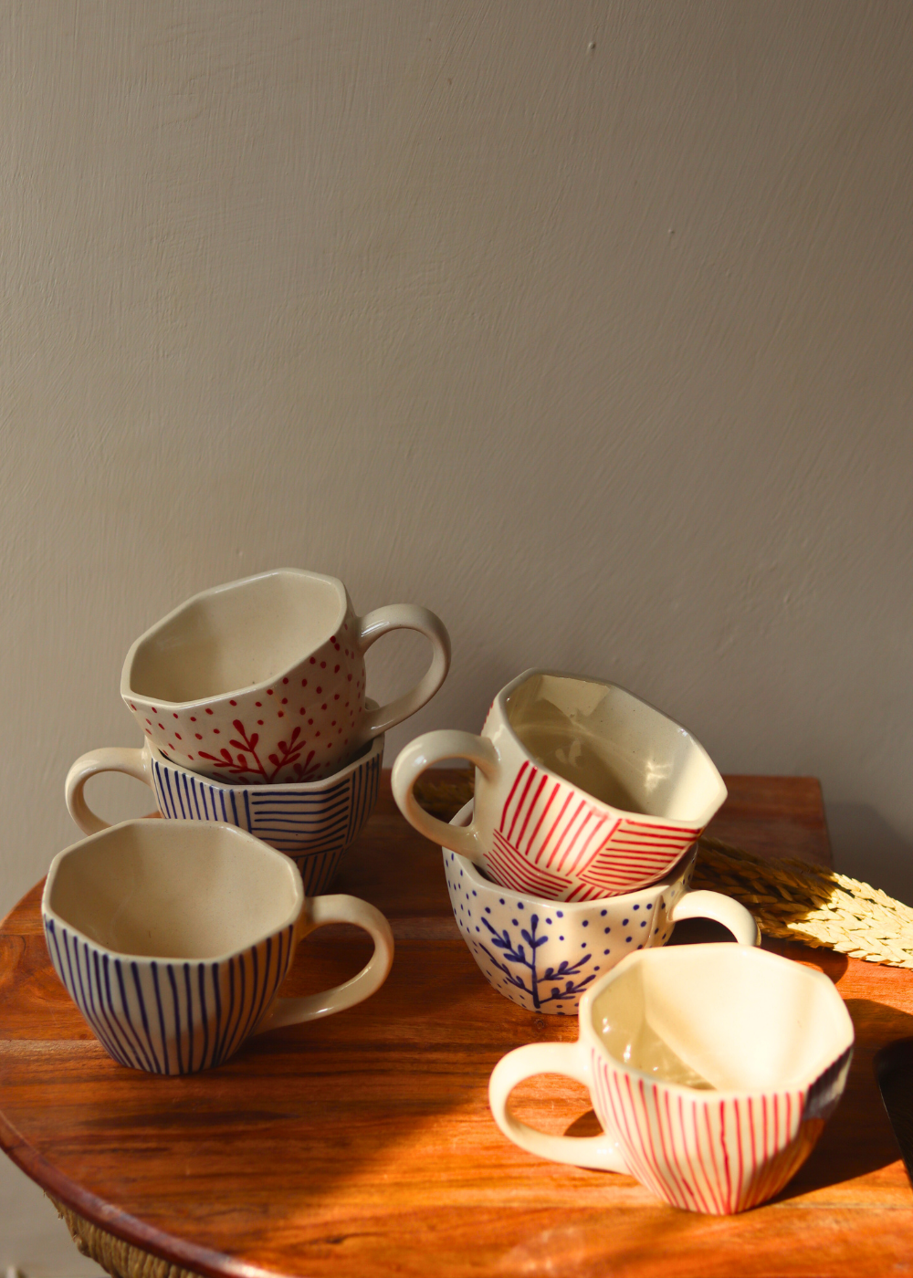 set of 6 mugs with different designs