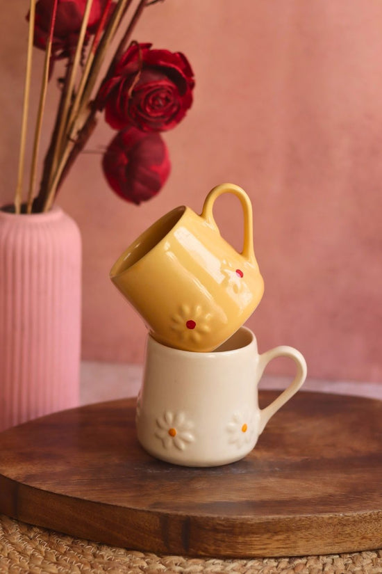 handmade Set of 2 - Yellow & White Lily Mugs