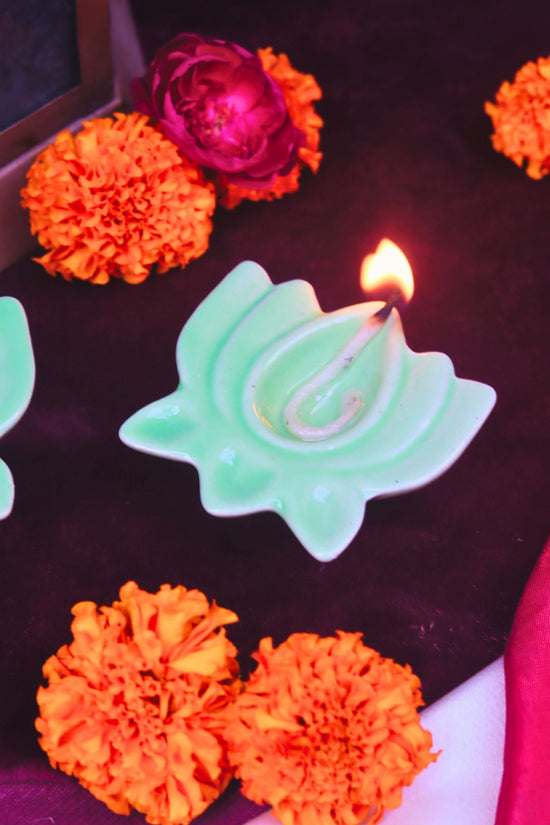 Set of 4 - Green Lotus Diya