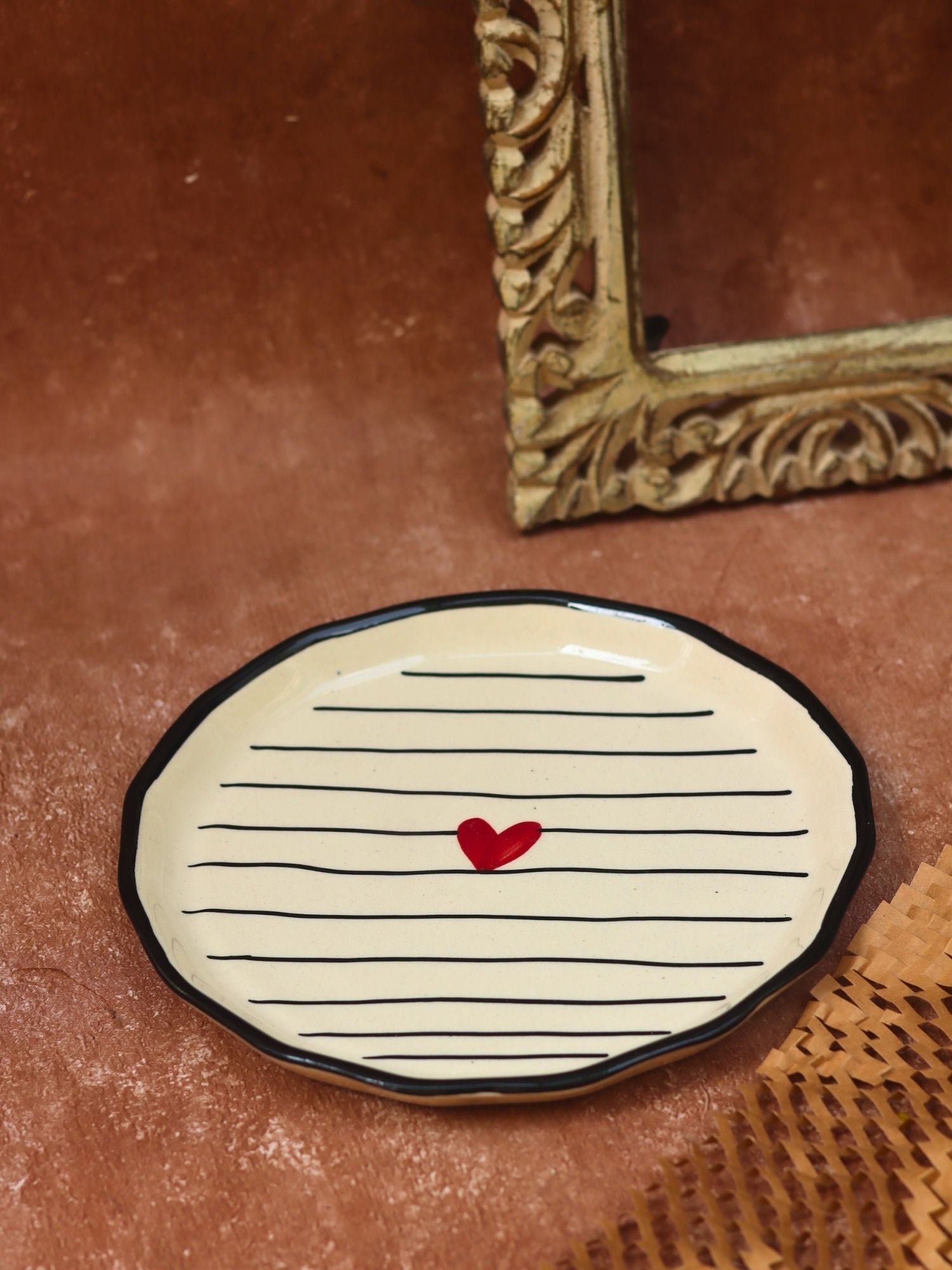 Striped Heart Snack Plate with premium quality material