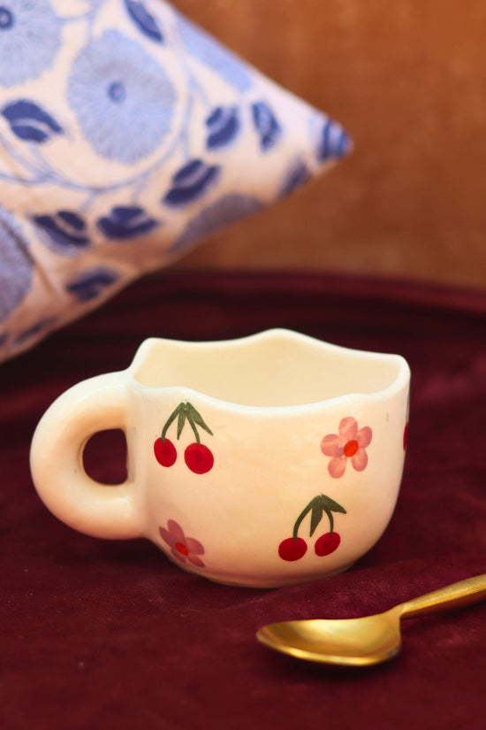 Cherry Fields Mug led free
