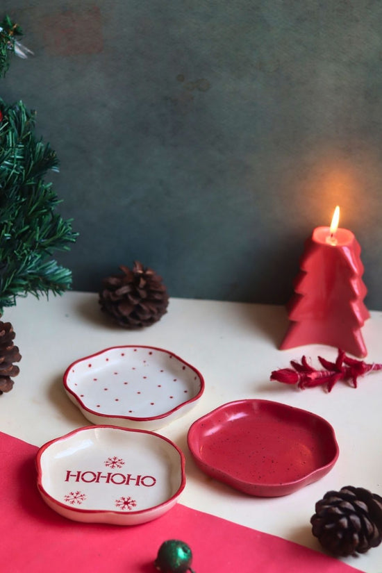 Handmade Set of 3 - Holly Jolly Dessert Plates