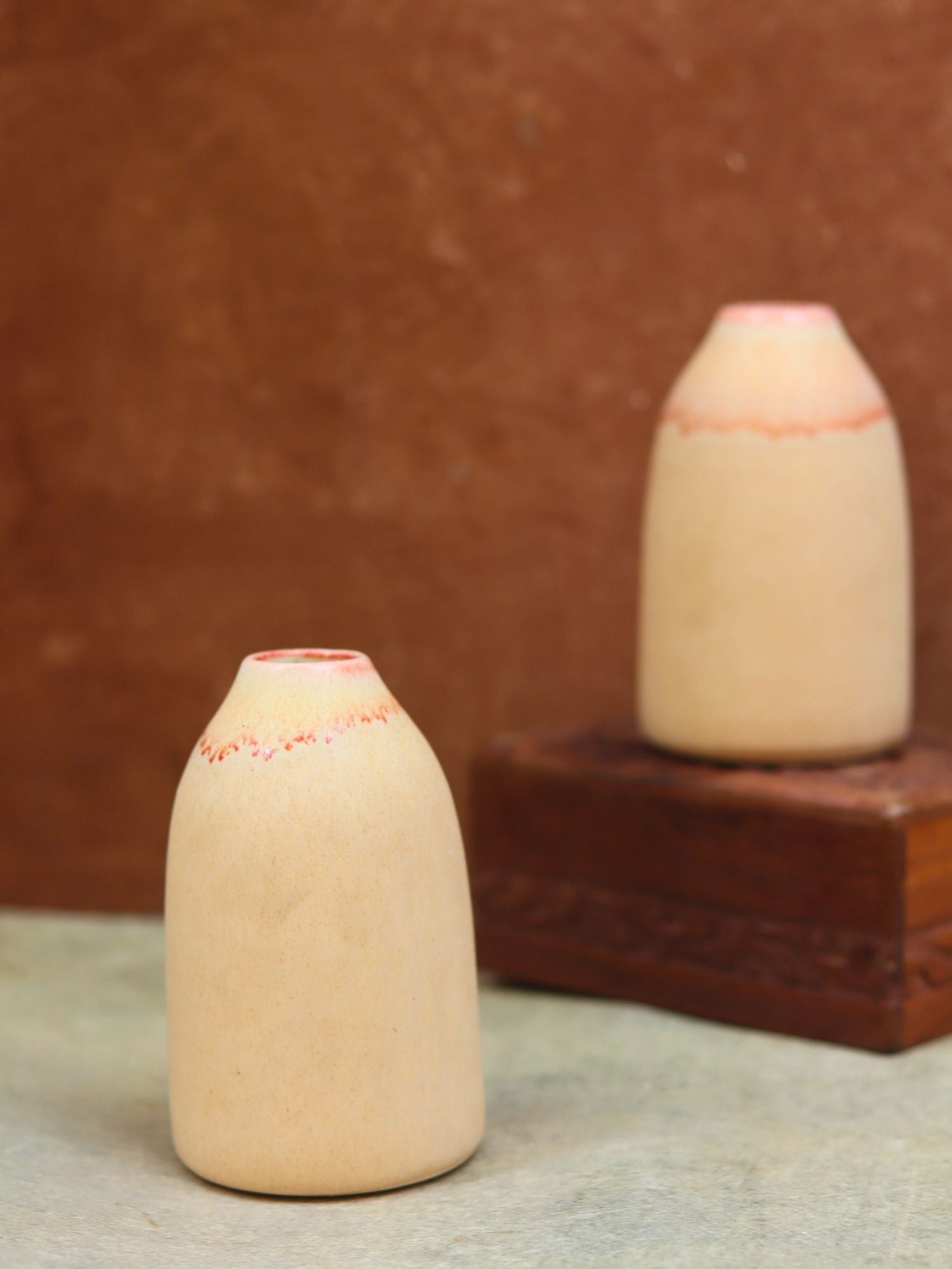 Shaded Cream Bud Vase made by ceramic