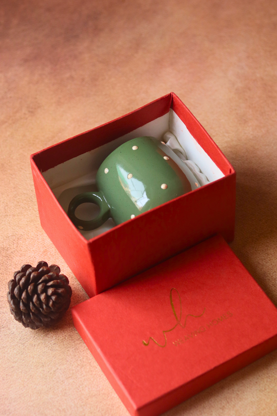 Christmas cuddle coffee mug in box
