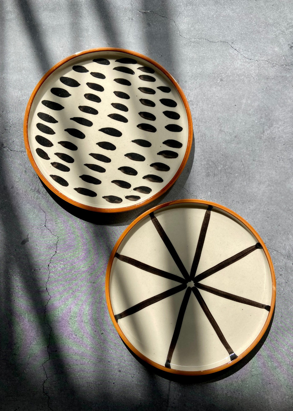 handmade striped & wheel platter made by ceramic
