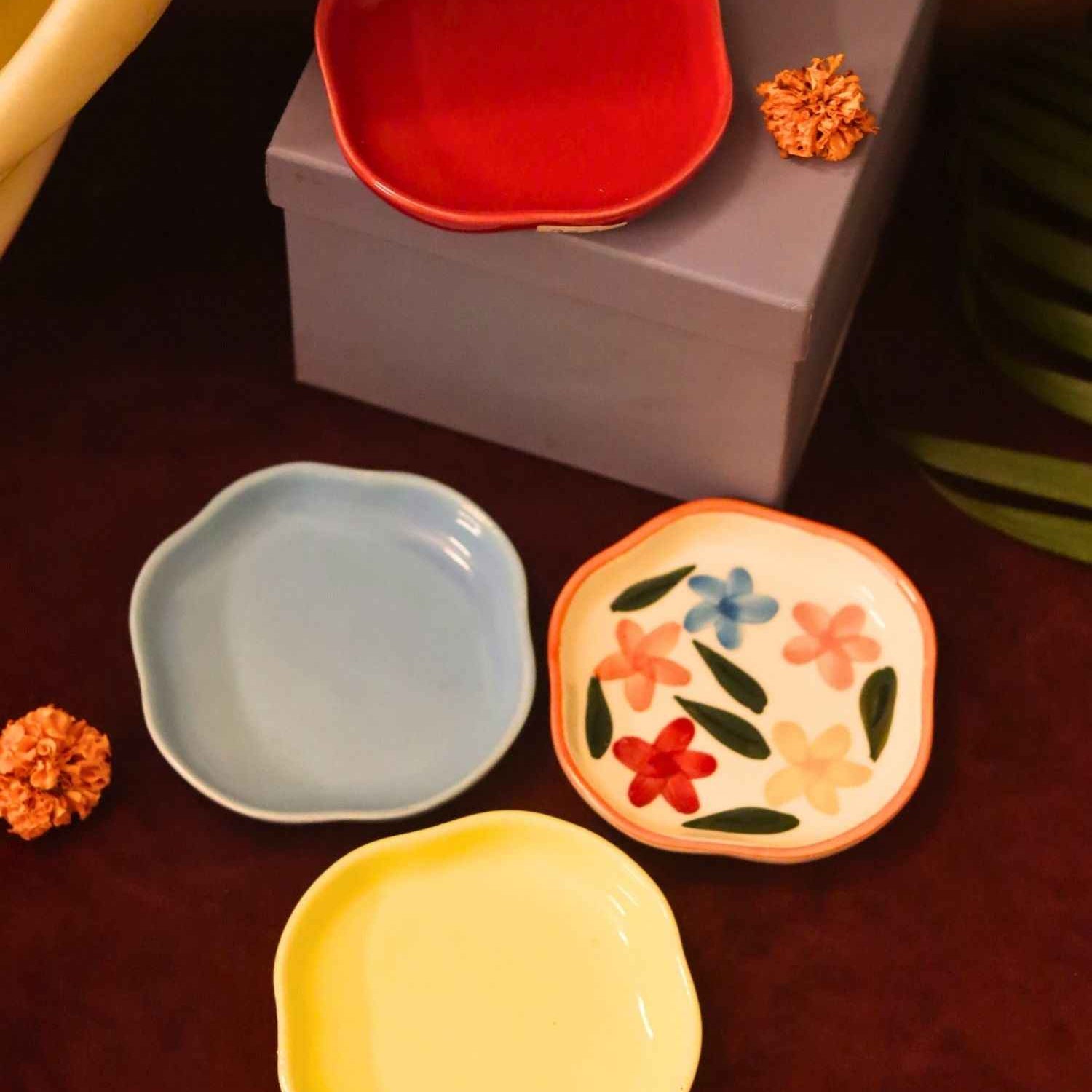 Set of 4 - Red, Brightday, Sunshine yellow & Ocean Blue handmade dessert plate combo in a Gift box