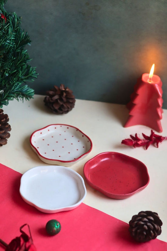 Set of 3 - Treat & Sweet Dessert Plates with premium quality material